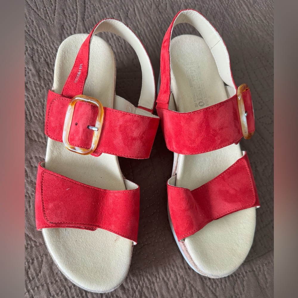 Mephisto Women’s Giulia Wedge Sandal in Scarlet EUR 41 US 10.5